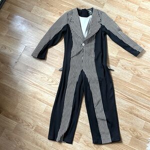 Jack Skellington costume by Disney store kids size 5/6